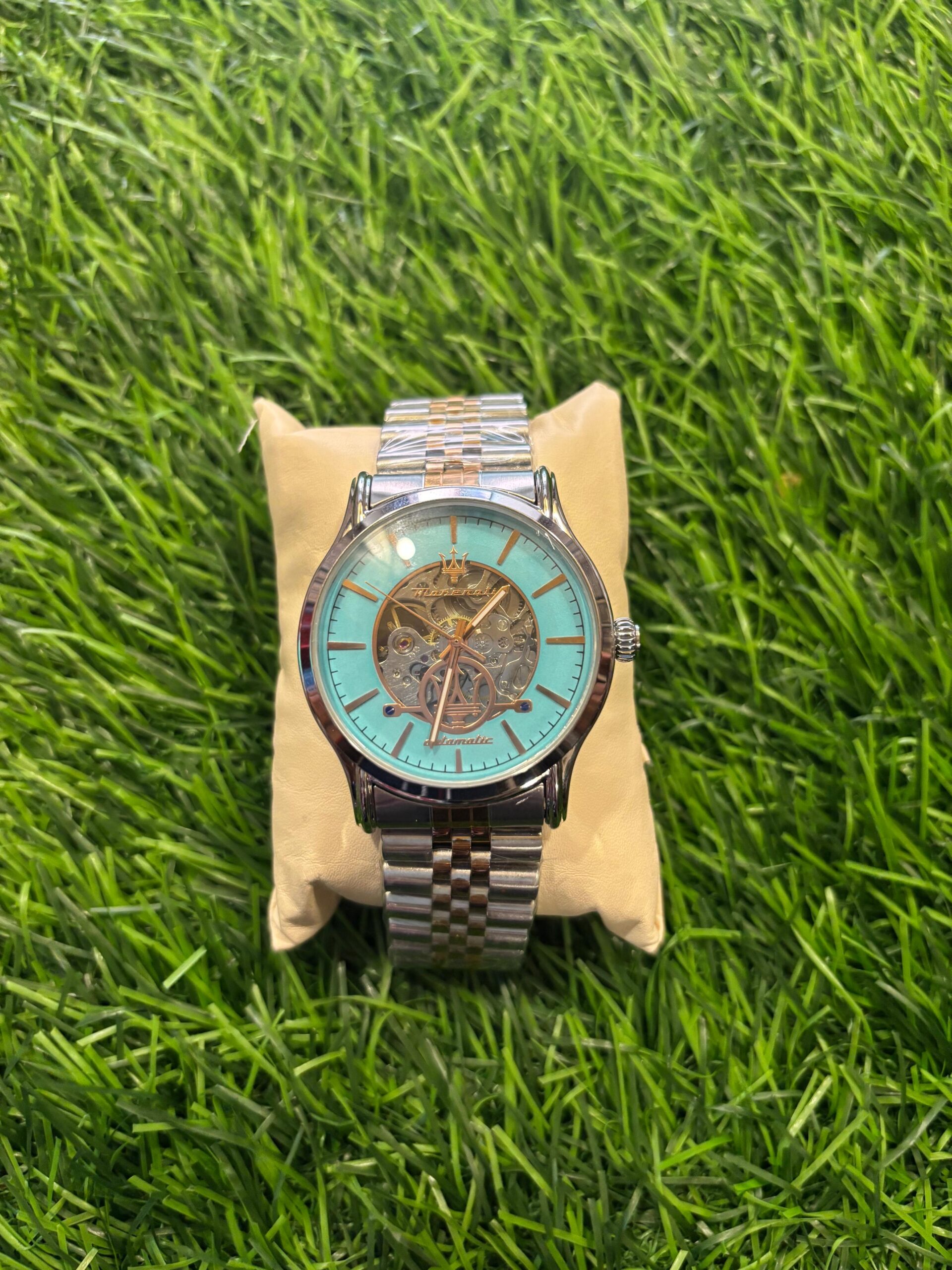WhatsApp Image 2025-09-17 at 12.27.36 AM (7) M🔥ser🔥ti dual-tone Silver, Gold & Aqua watch - Image 1