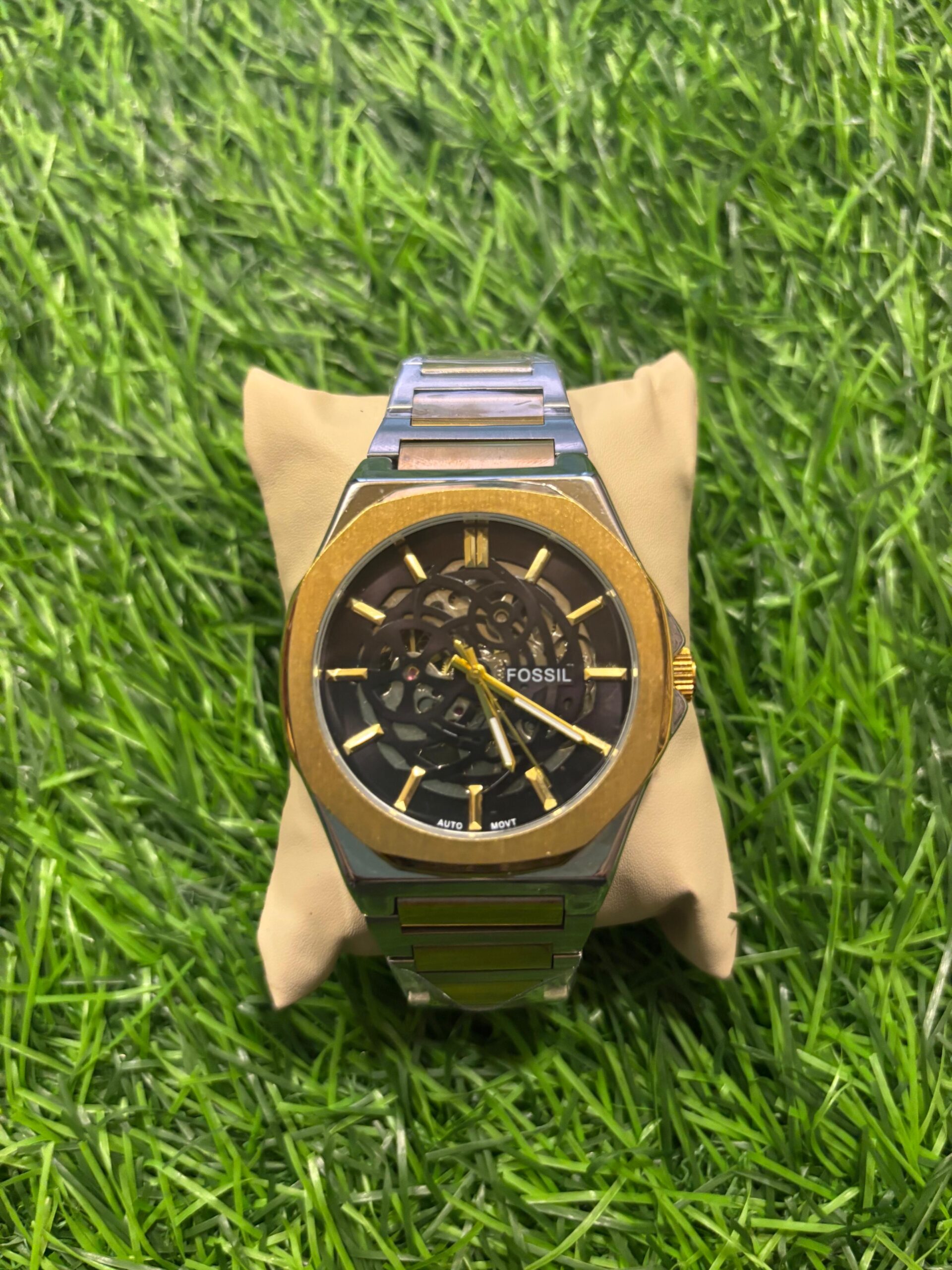 WhatsApp Image 2025-09-22 at 5.19.51 PM F🔥ssil Automatic dual tone chain watch - Image 1