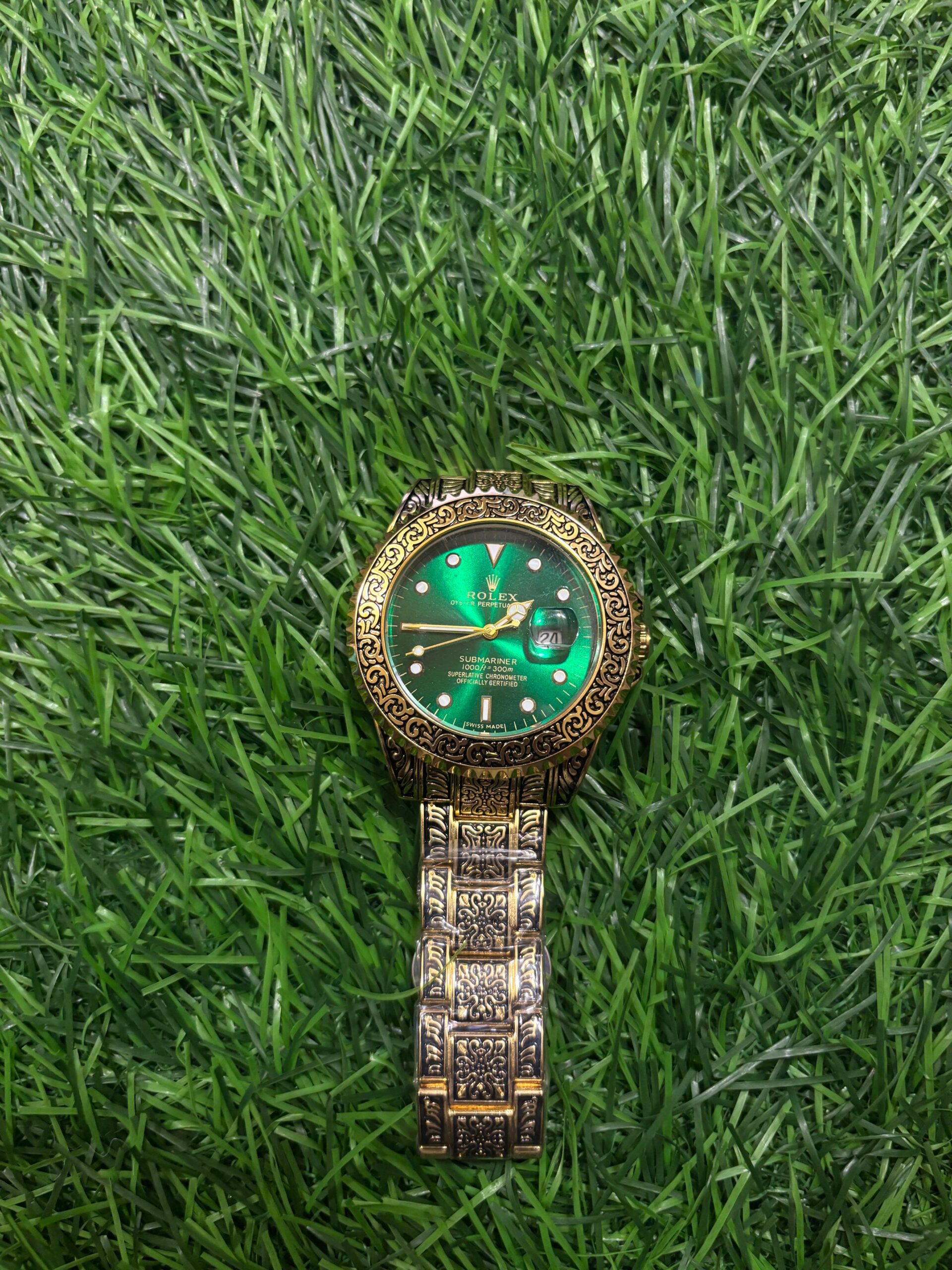 WhatsApp Image 2025-09-22 at 5.31.35 PM R🔥lex Submariner green dial designer watch - Image 1