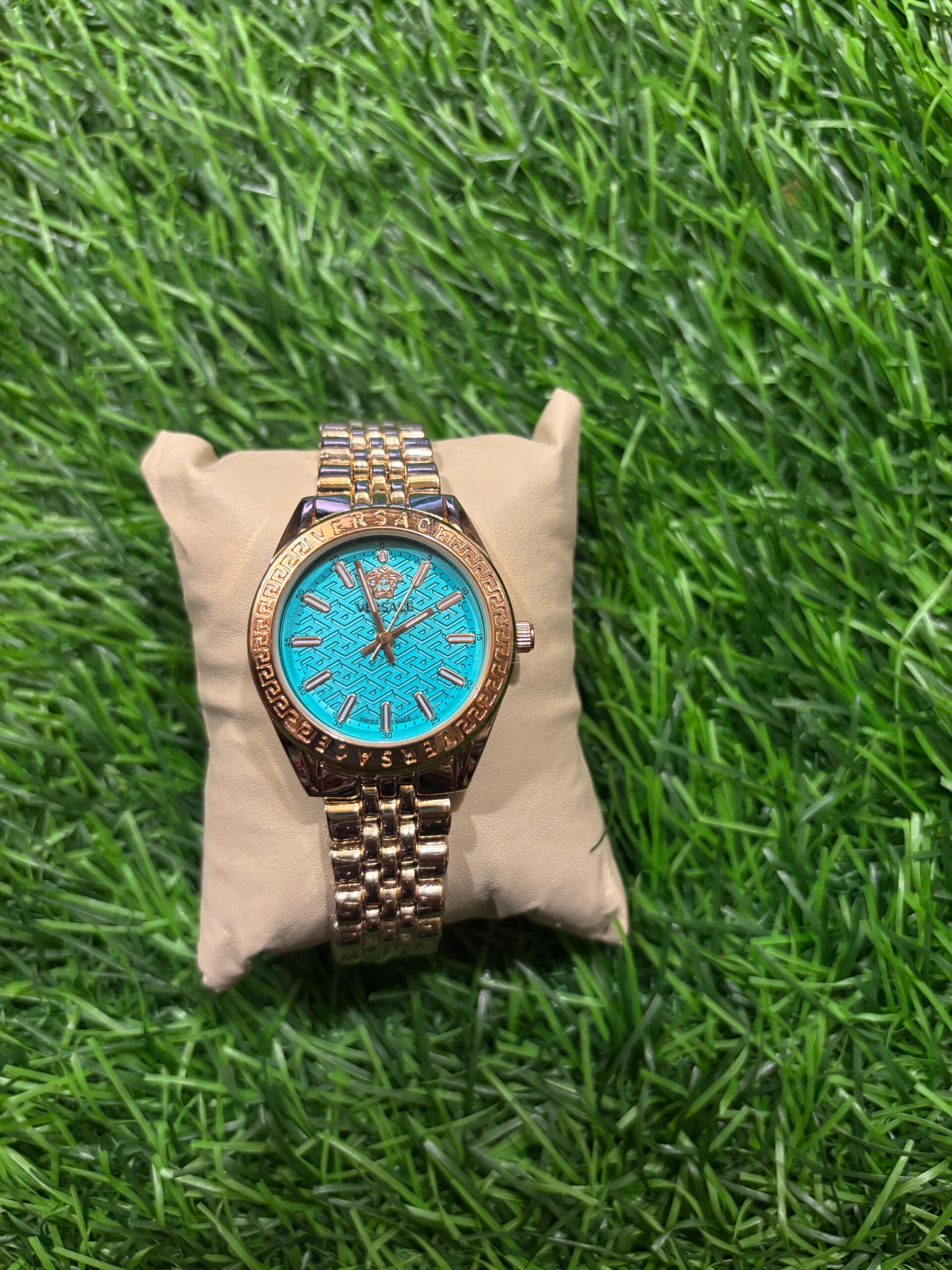 WhatsApp Image 2025-09-22 at 5.35.46 PM V🔥rs🔥ce ladies watch - Image 1