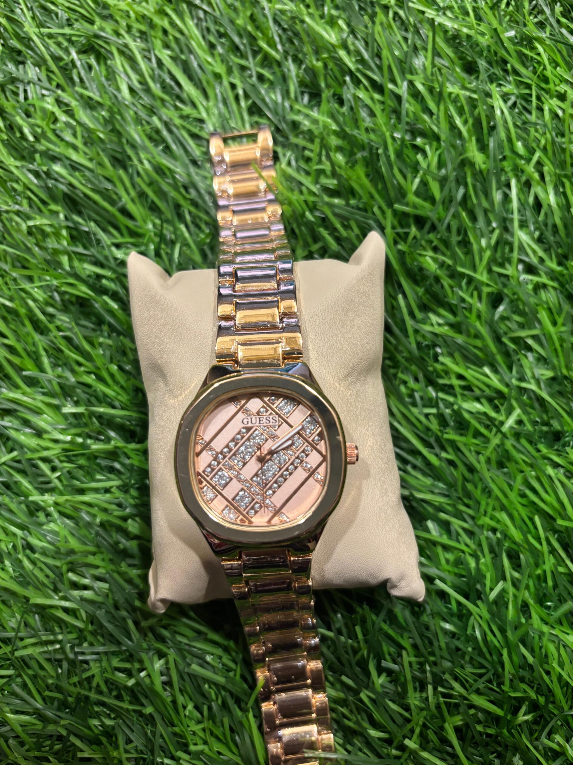 WhatsApp Image 2025-09-23 at 2.03.48 PM G🔥ess Women's Dual Tone (Rose Gold & Silver) watch - Image 1