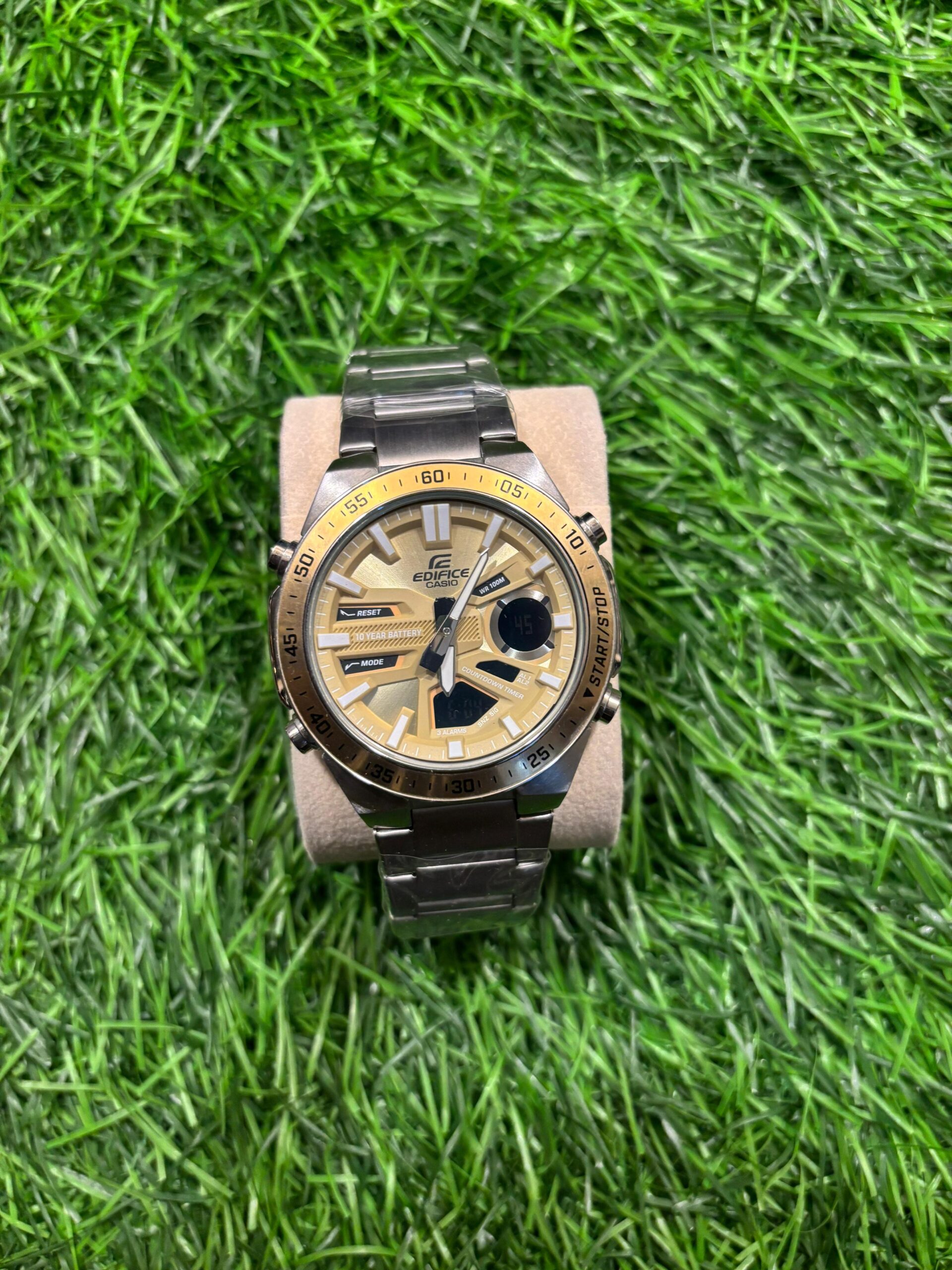 WhatsApp Image 2025-09-25 at 2.03.23 AM C🔥si🔥 Edifice Dual Tone (Gold & Silver) World time Watch - Image 1