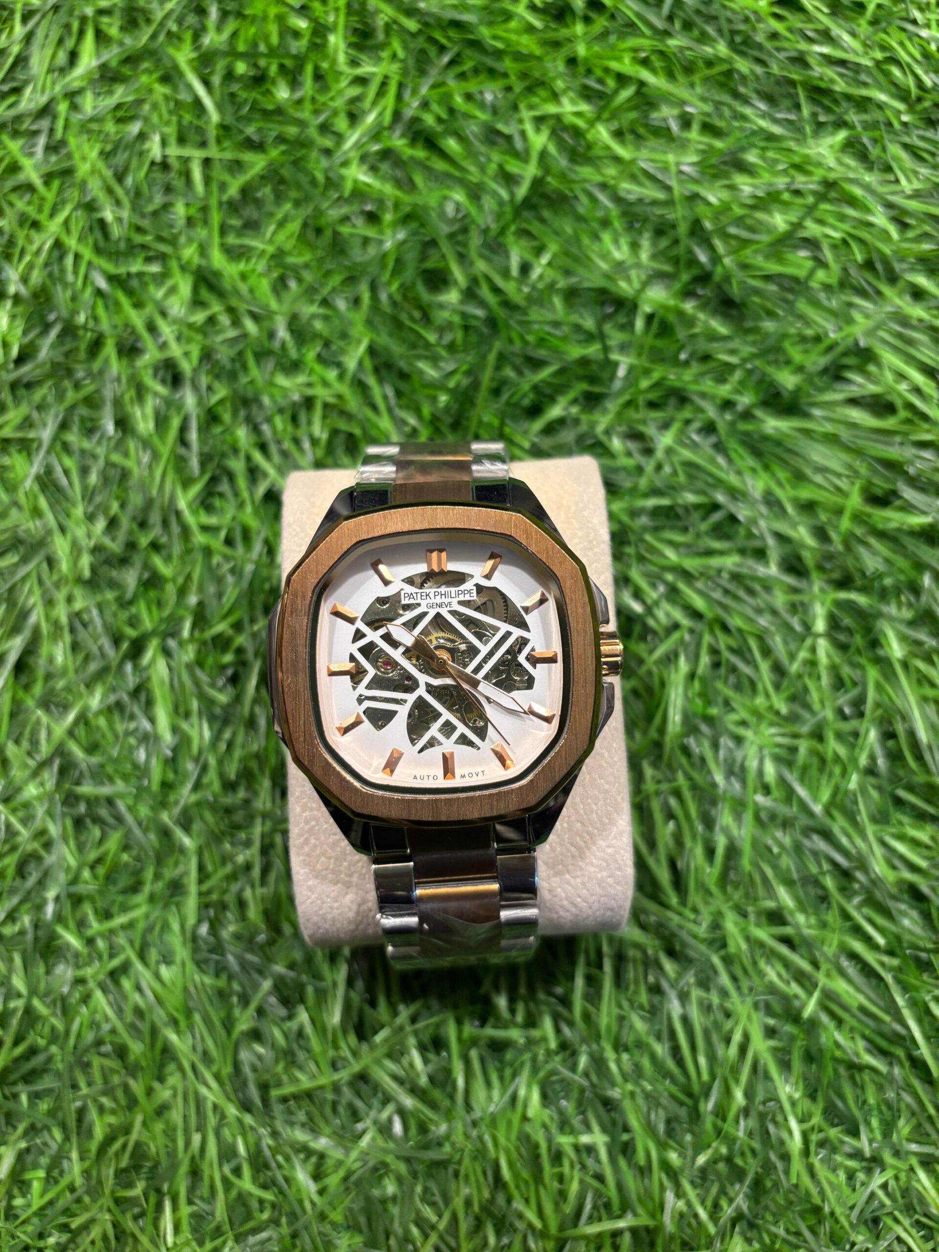 WhatsApp Image 2025-09-25 at 2.04.25 AM P🔥tek Ph🔥lippe automatic dual tone chain watch - Image 1