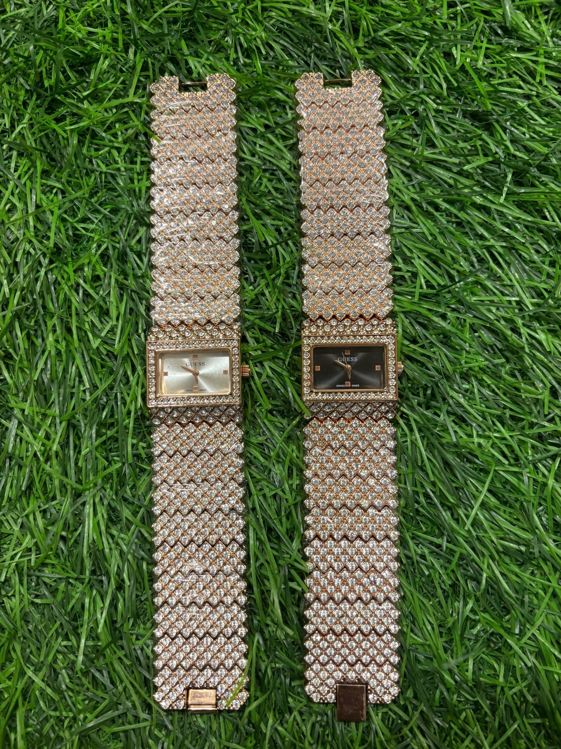 WhatsApp Image 2025-09-25 at 4.46.46 AM G🔥ess Women's (Champagne Dial with Rose Gold Strap/ Black Dial with Rose Gold Strap) watch For Women's - Image 1