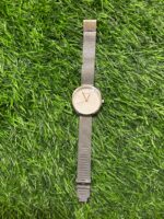 C🔥lvin Kl🔥in Silver Chain watch for Women's - Image 2