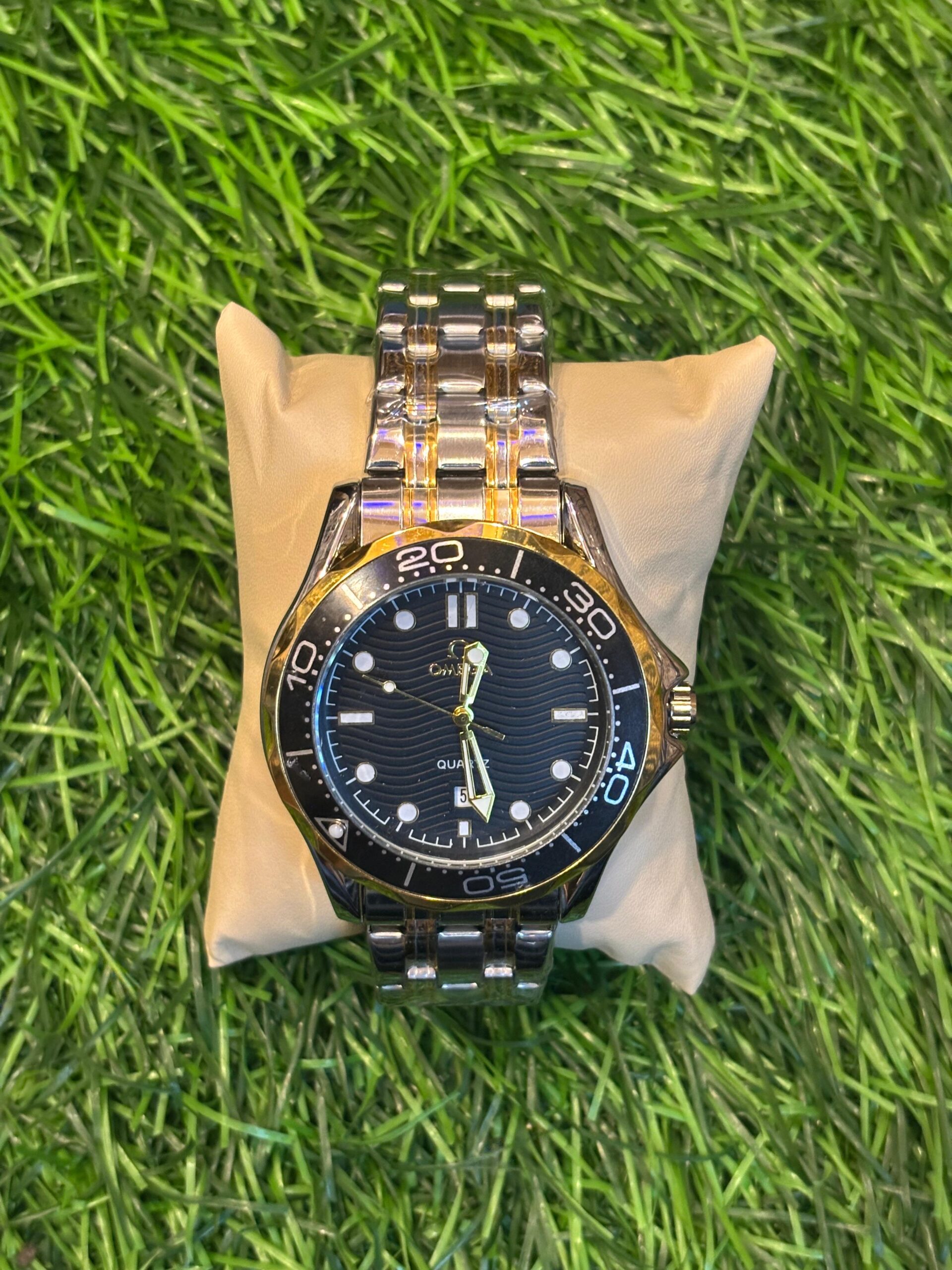 WhatsApp Image 2025-10-12 at 2.01.30 PM Om🔥ga Seamaster-style Chain Watch - Image 1