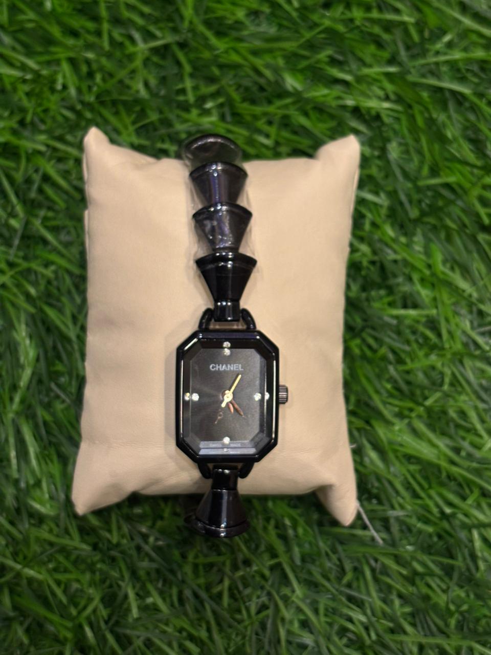 WhatsApp Image 2025-10-04 at 3.11.03 AM (1) Ch🔥nel Full Black Chain Women's watch - Image 1