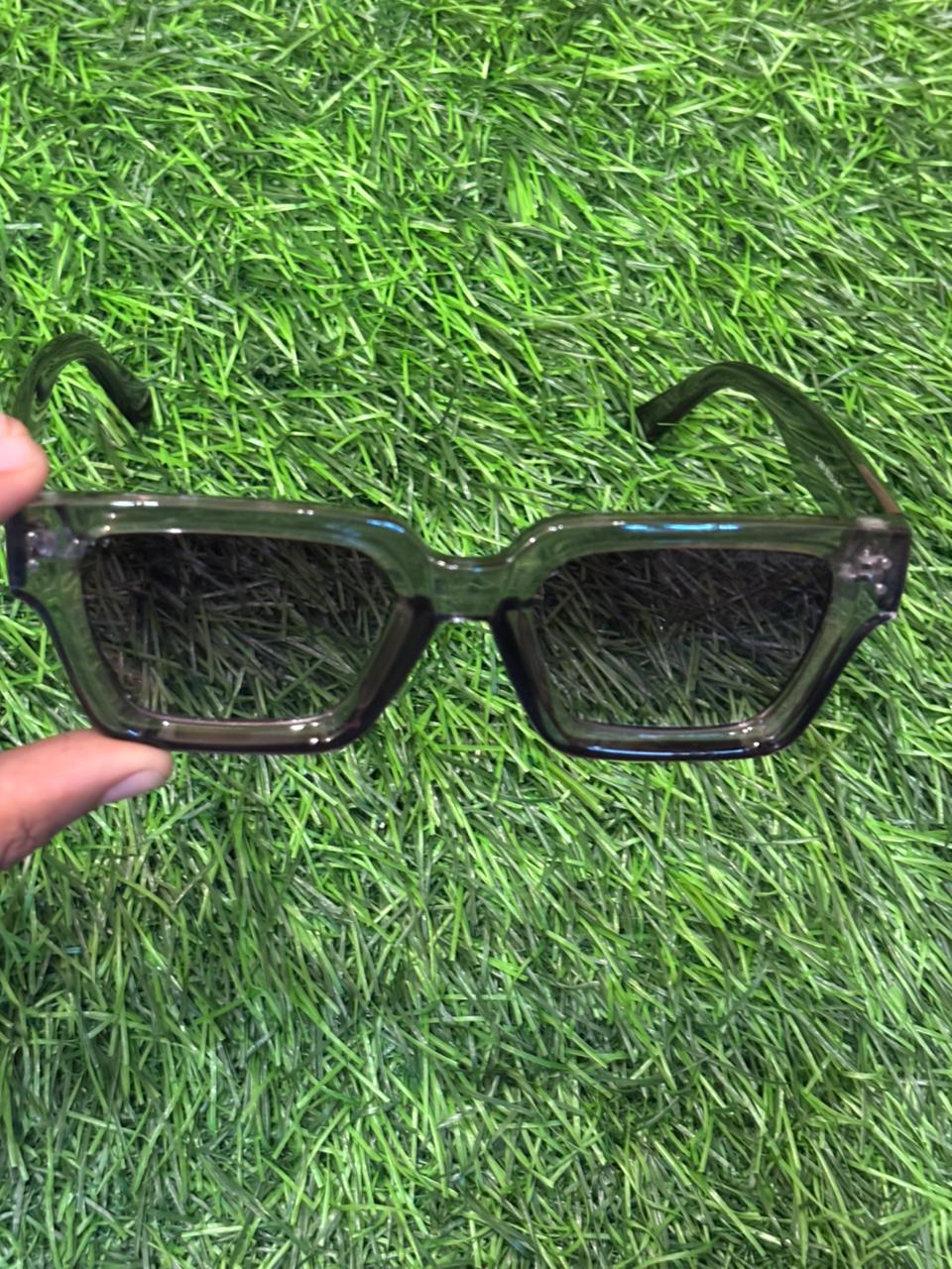 WhatsApp Image 2025-10-05 at 2.05.29 AM (1) L🔥uis V🔥itton Shades for Men - Image 1