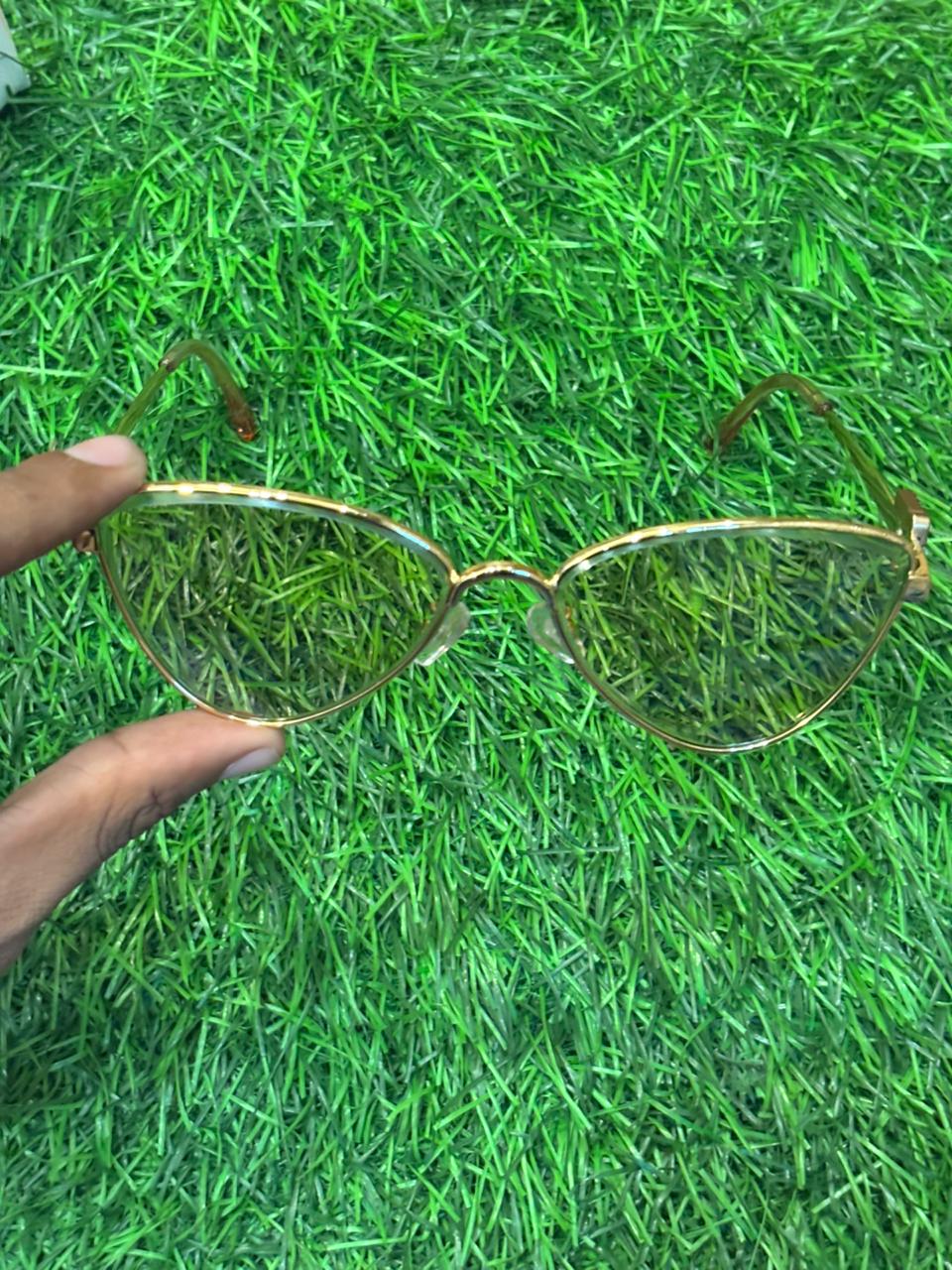 WhatsApp Image 2025-10-05 at 2.11.19 AM M🔥iu M🔥iu Rose gold frame Sunglass for Women - Image 1