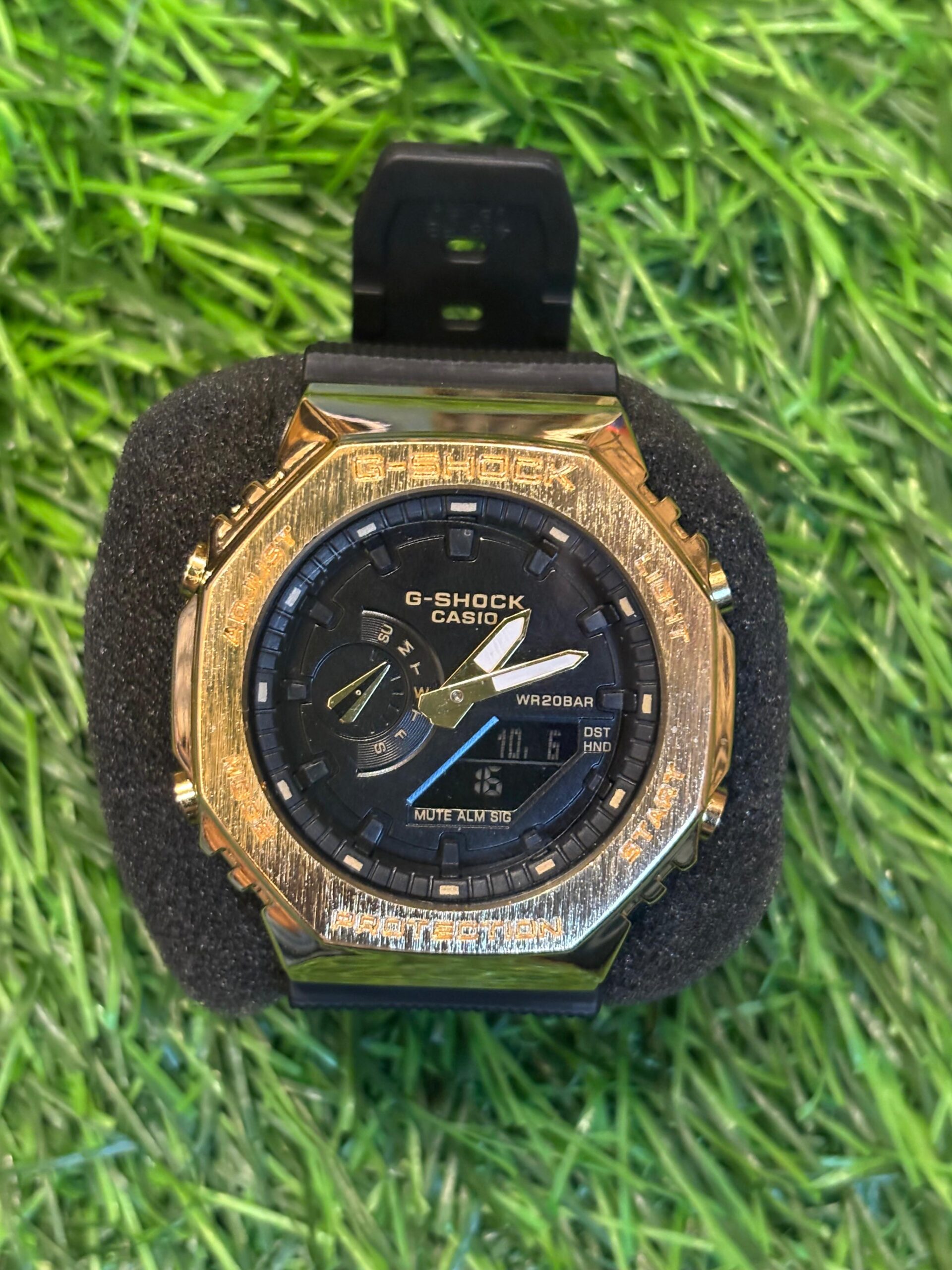 WhatsApp Image 2025-10-08 at 1.07.54 AM C🔥si🔥 G-Sh🔥ck CasiOak sports Gold & Black watch for men - Image 1