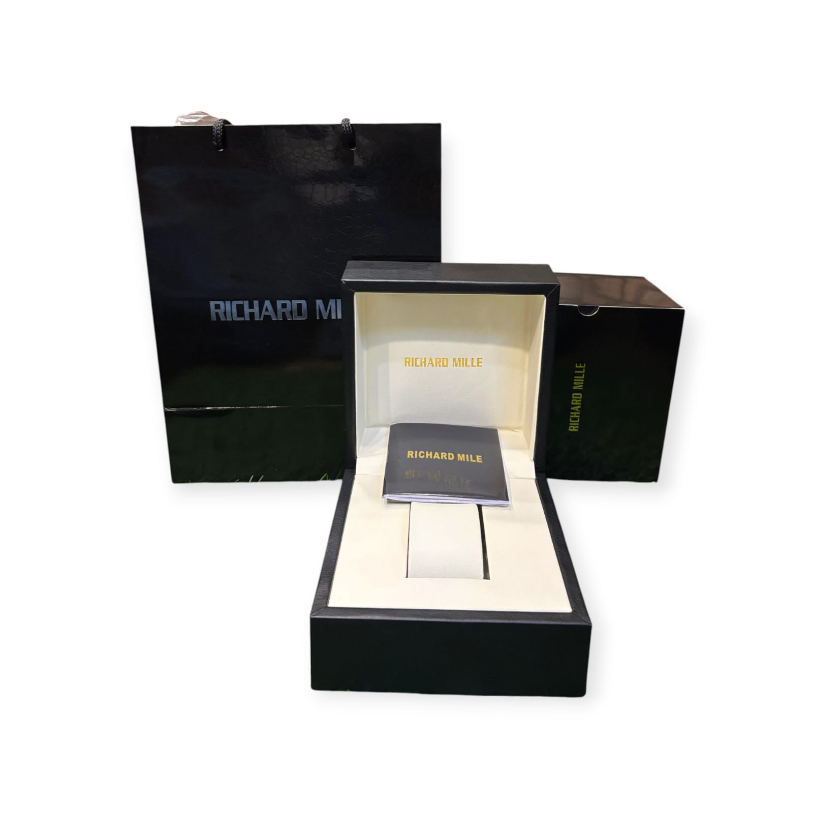 WhatsApp Image 2025-10-15 at 3.31.25 AM Rich🔥rd Mi🔥lie official brand box set - Image 1