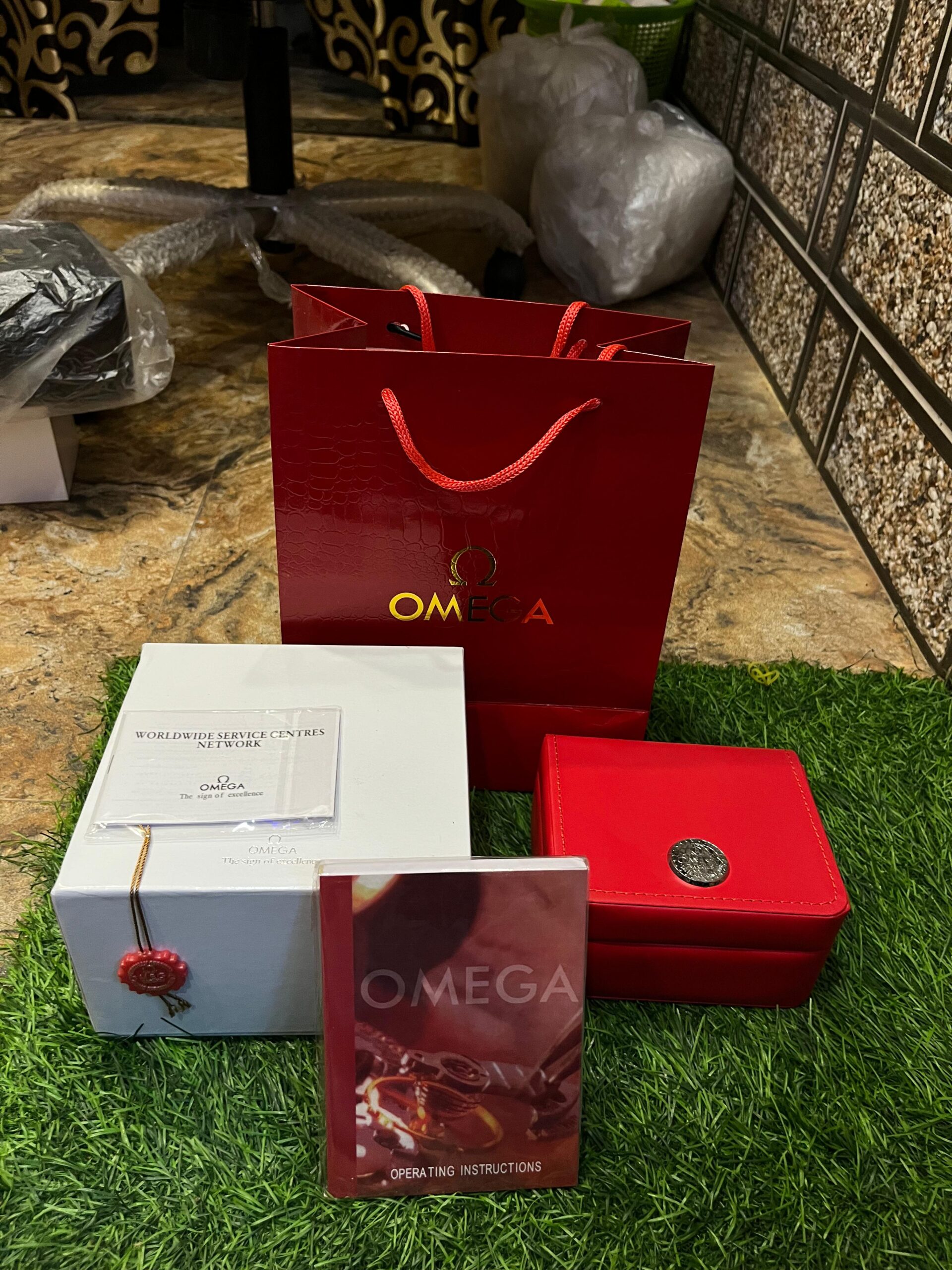 WhatsApp Image 2025-10-25 at 6.44.40 PM (2) Om🔥ga original brand box set - Image 1