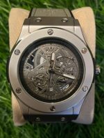 H🔥bl🔥t silver-tone belt watch for men