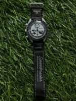 Om🔥ga x Swatch MoonSwatch Black Watch for men - Image 2