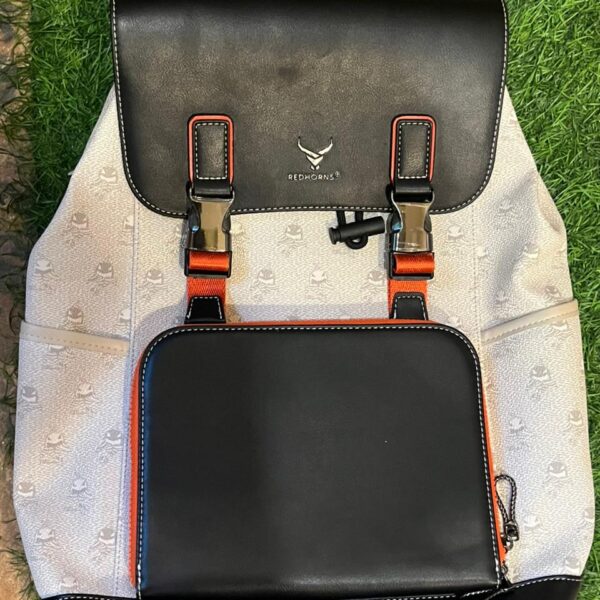 Red h🔥rns bagpack dual colour combination for UNISEX