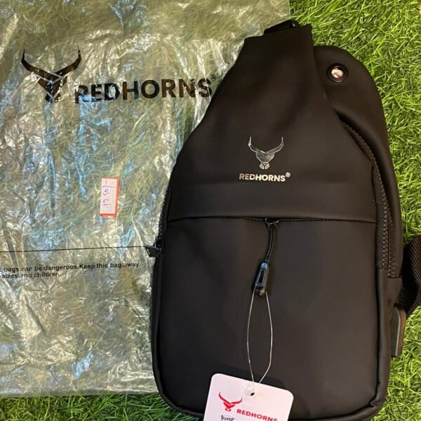 Red h🔥rns black sling bag for men's