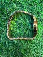 G🔥ess gold chain green roman dial watch for men's - Image 4