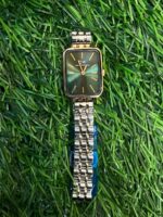D🔥niel W🔥ellington dual tone chain watch for ladies - Image 2